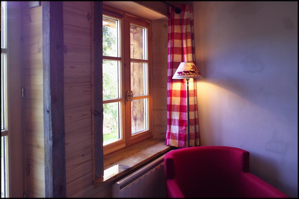 הוטלוס Hotel La Ferme Du Chozal, Chalet De Tradition מראה חיצוני תמונה