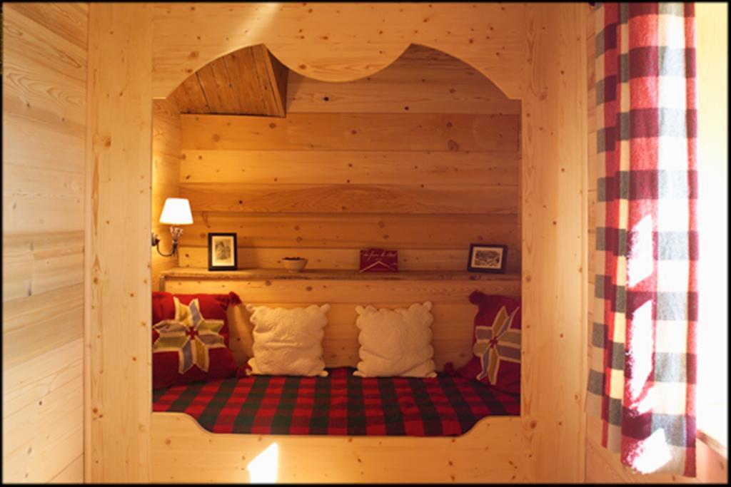 הוטלוס Hotel La Ferme Du Chozal, Chalet De Tradition מראה חיצוני תמונה