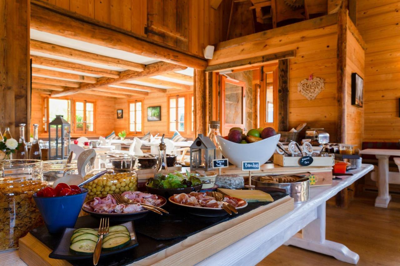 הוטלוס Hotel La Ferme Du Chozal, Chalet De Tradition מראה חיצוני תמונה